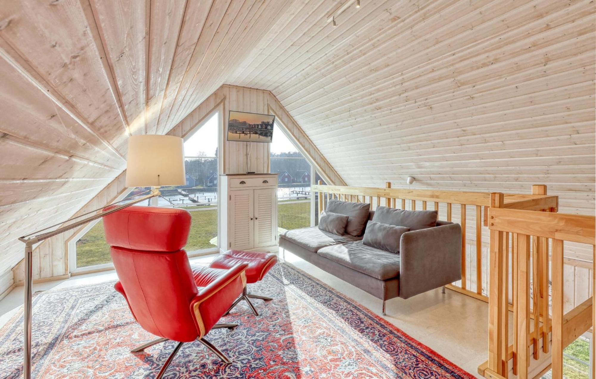 2 Bedroom Stunning Home In Zerpenschleuse エクステリア 写真