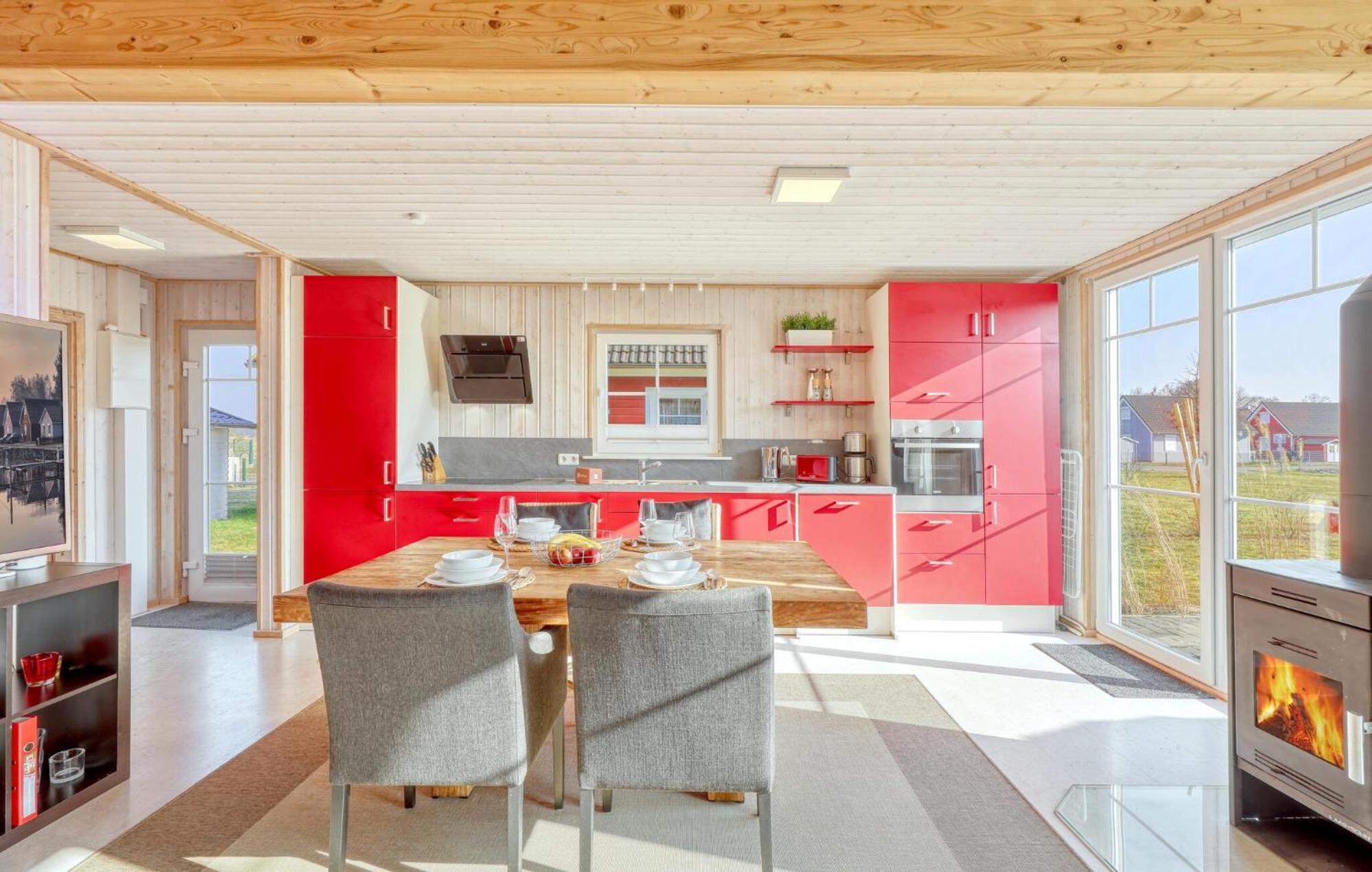 2 Bedroom Stunning Home In Zerpenschleuse エクステリア 写真