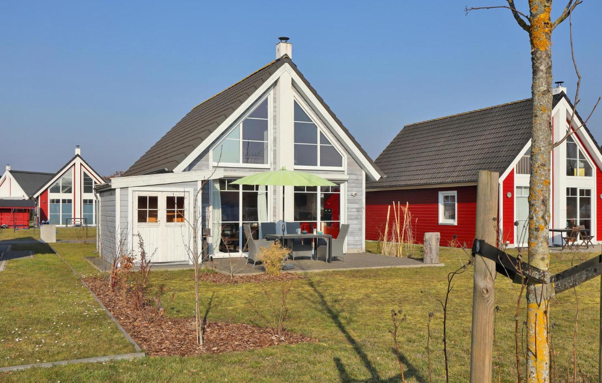 2 Bedroom Stunning Home In Zerpenschleuse エクステリア 写真